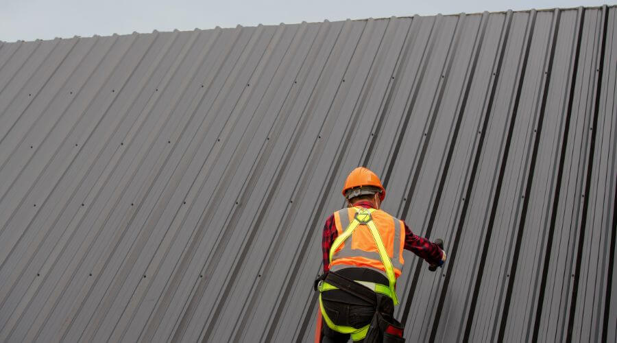 Professional metal roof installation services in Flushing, NY